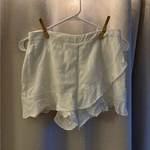 Altar'd State White Ruffle Skorts